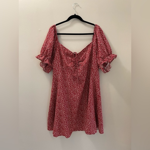 PLUS SIZE Milkmaid Floral Dress- fits US 18/20 - Picture 2 of 4